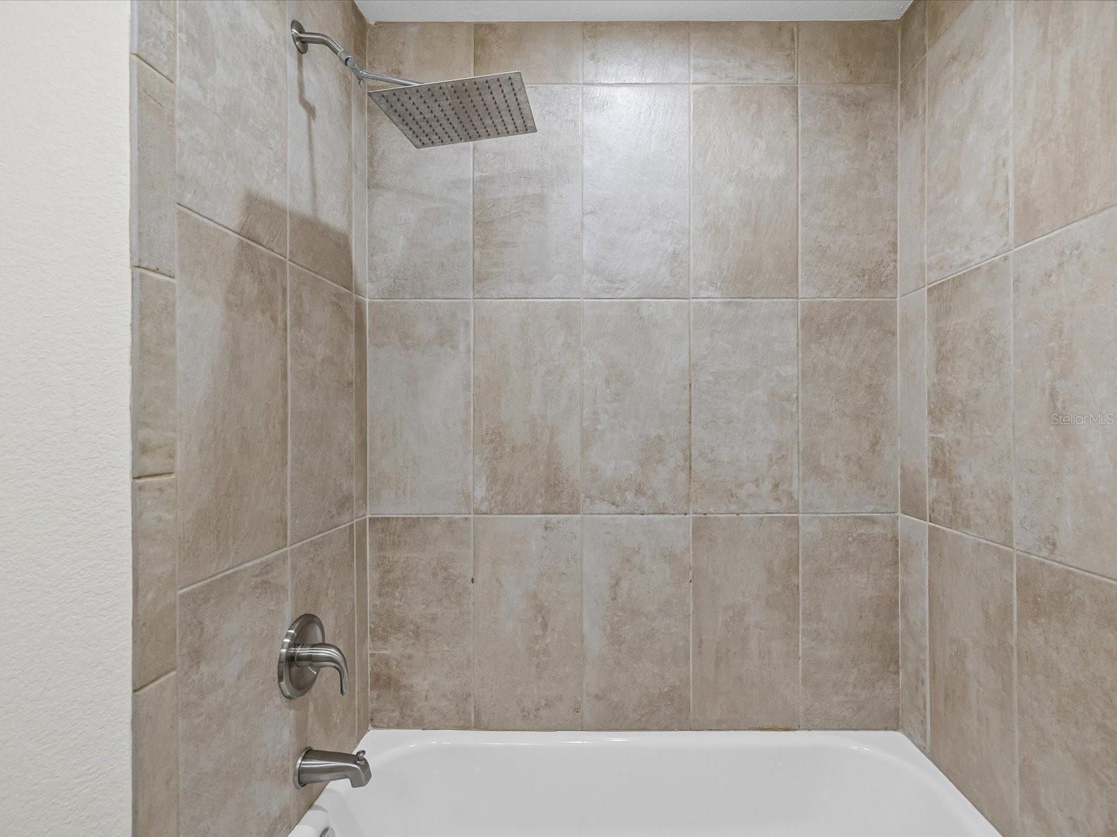 Image 22 of 40 For 1918 Montego Court