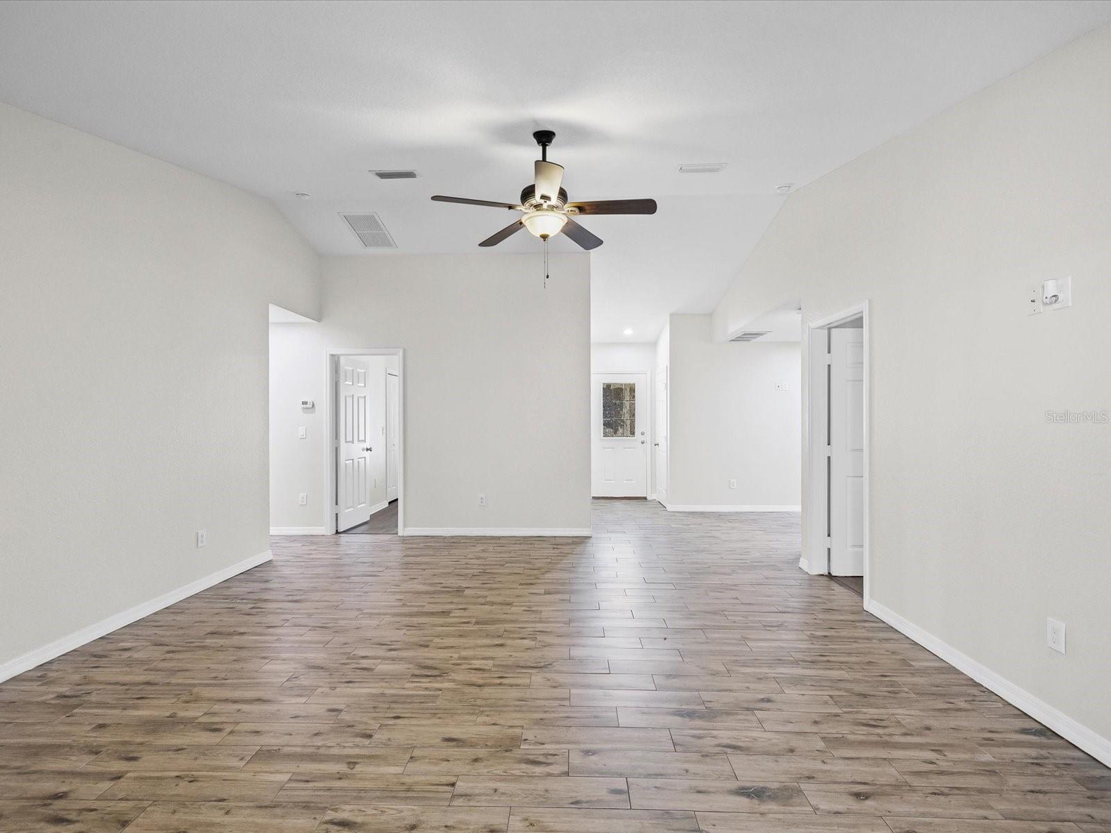 Image 9 of 40 For 1918 Montego Court