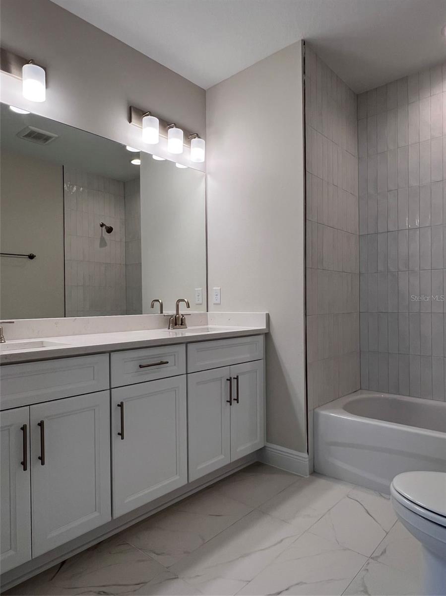 Image 10 of 11 For 7741 93rd Street N