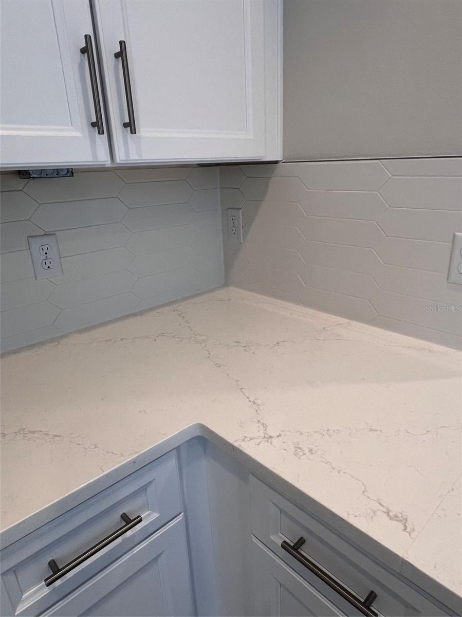 Image 5 of 11 For 7741 93rd Street N