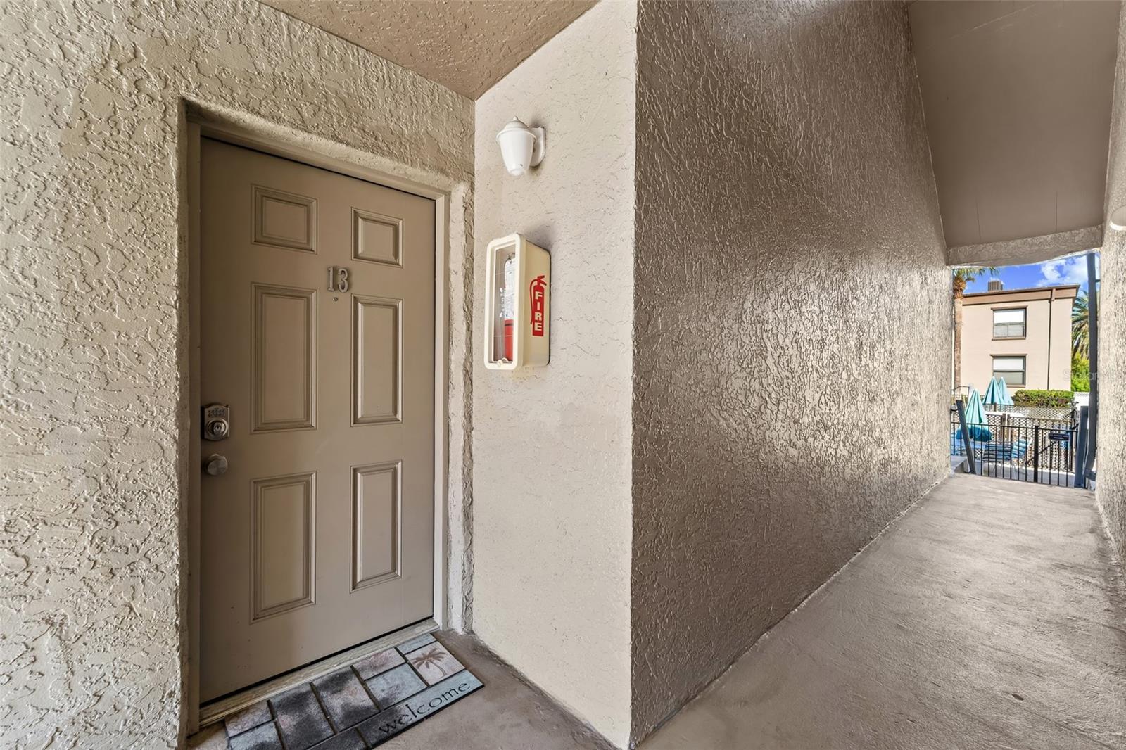 Image 22 of 42 For 19725 Gulf Boulevard 13