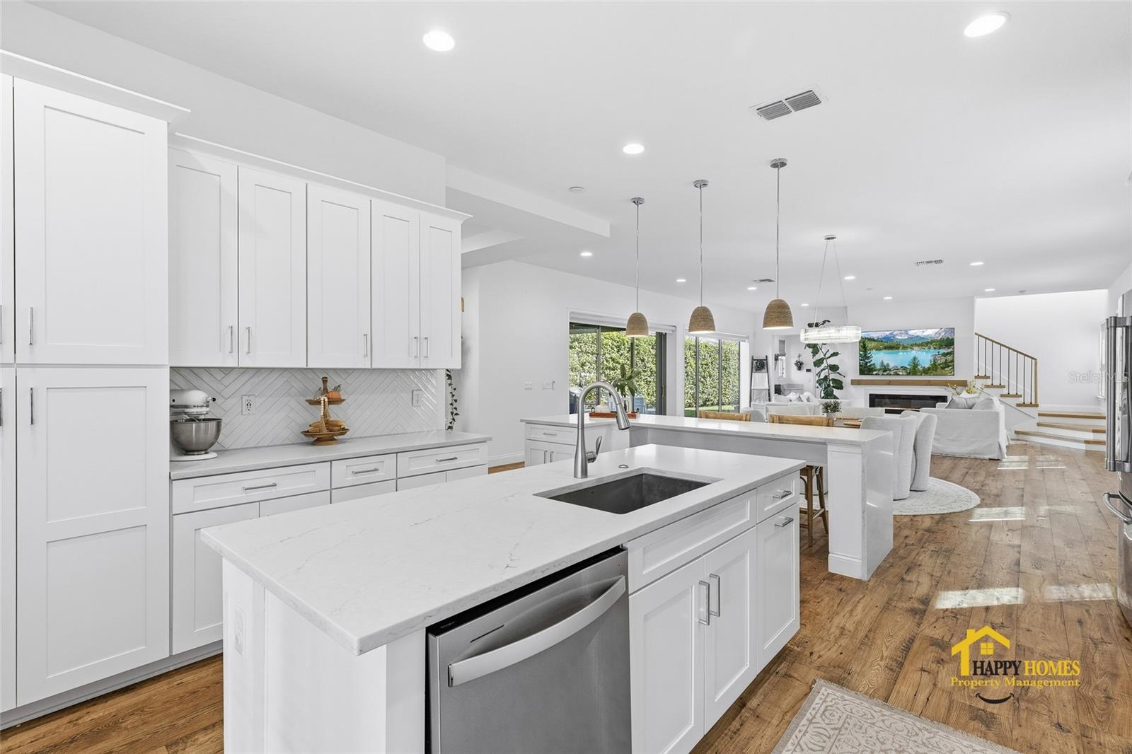 Image 13 of 52 For 10254 Beechwood Lane