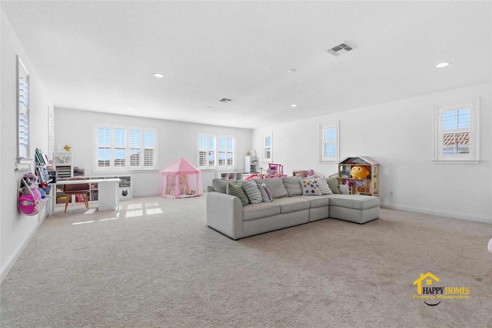 Image 21 of 52 For 10254 Beechwood Lane