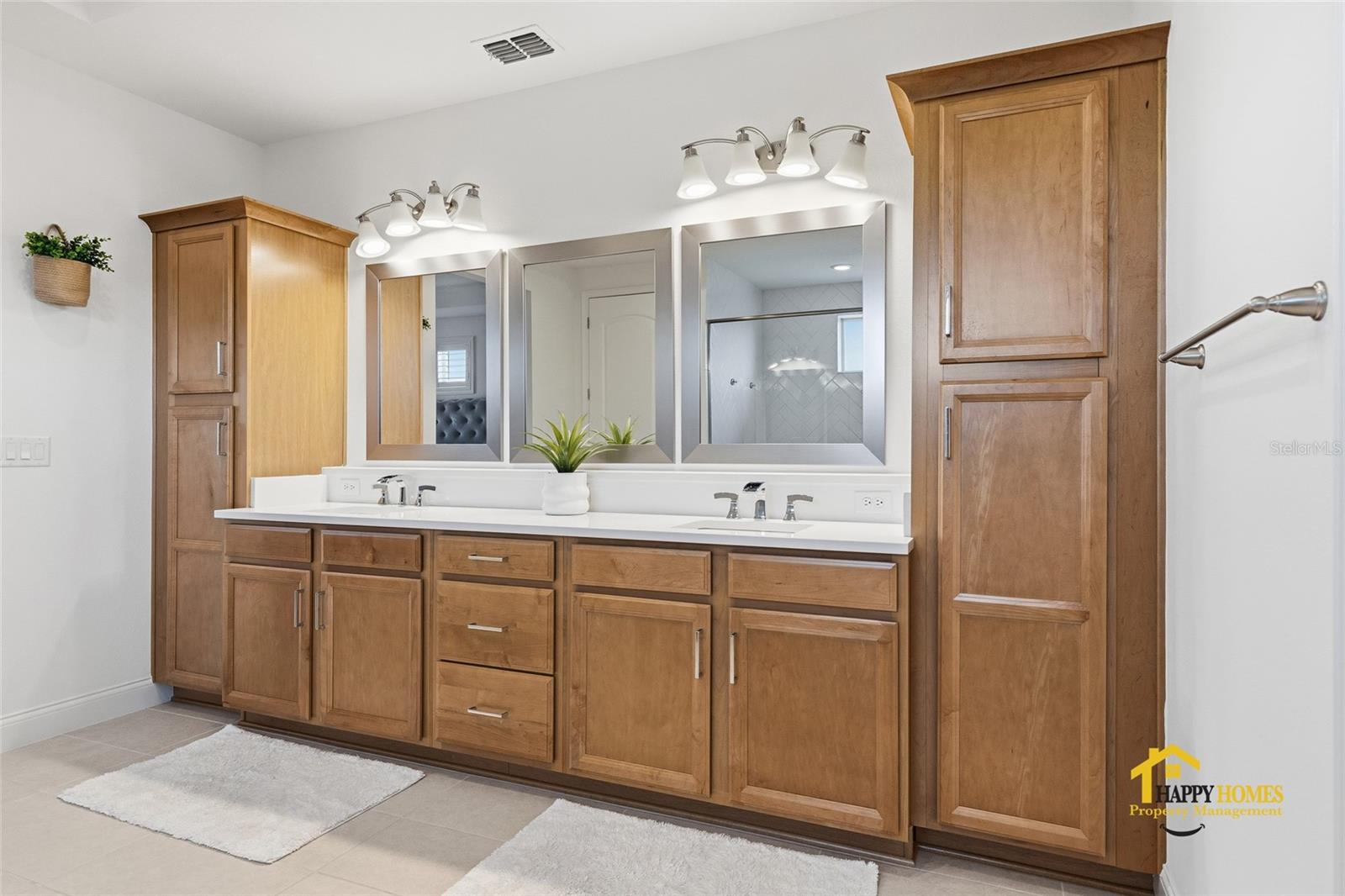 Image 28 of 52 For 10254 Beechwood Lane