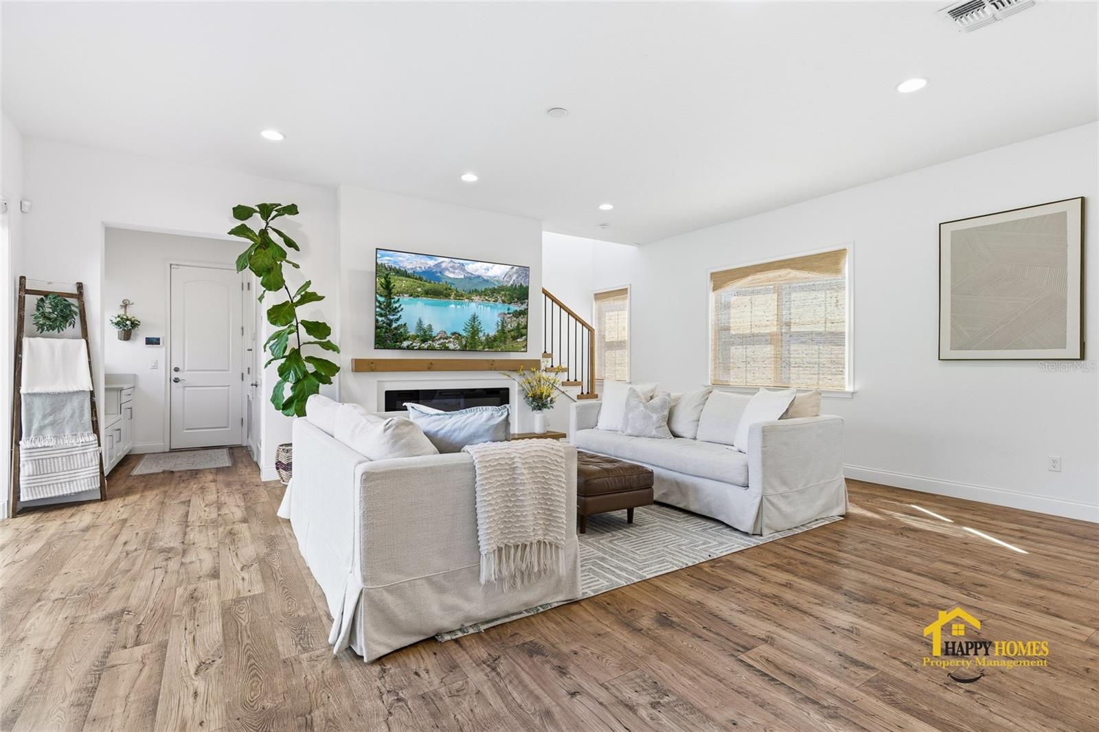 Image 5 of 52 For 10254 Beechwood Lane