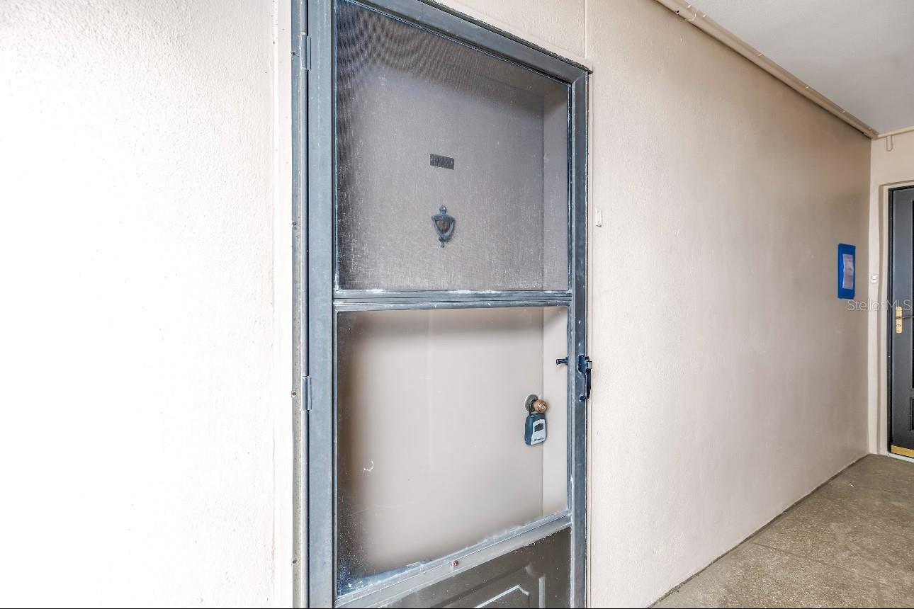 Image 2 of 26 For 7700 Sun Island Drive S 402