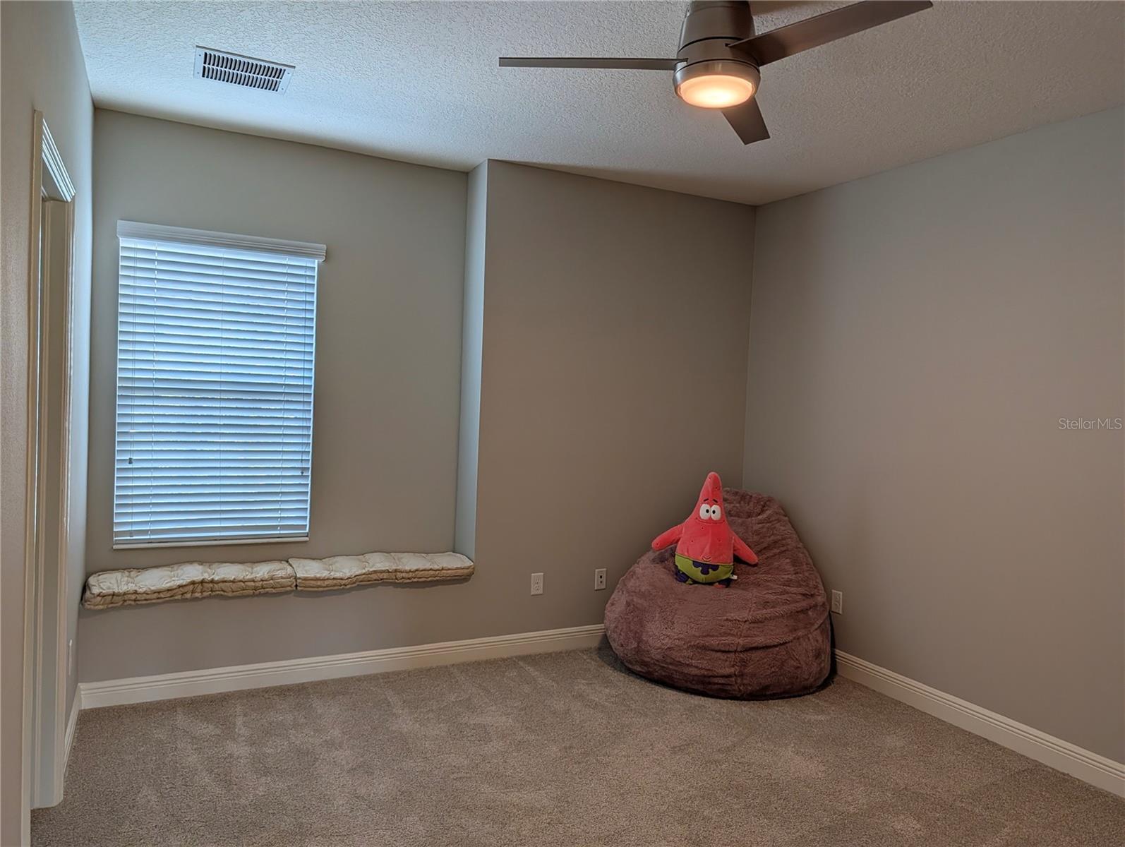 Image 28 of 39 For 10915 Charmwood Drive