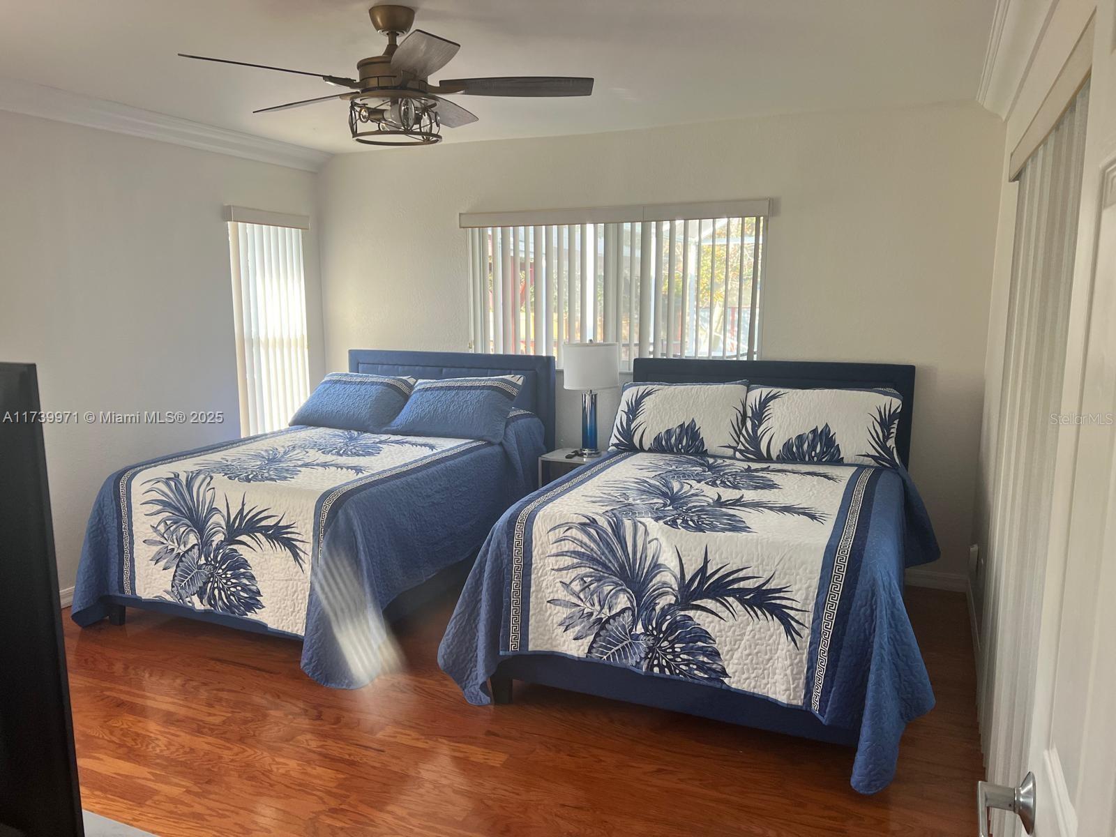 Image 12 of 24 For 713 5th Avenue