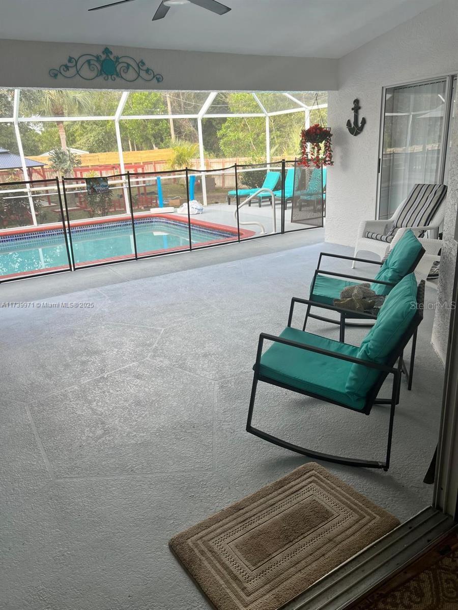 Image 19 of 24 For 713 5th Avenue