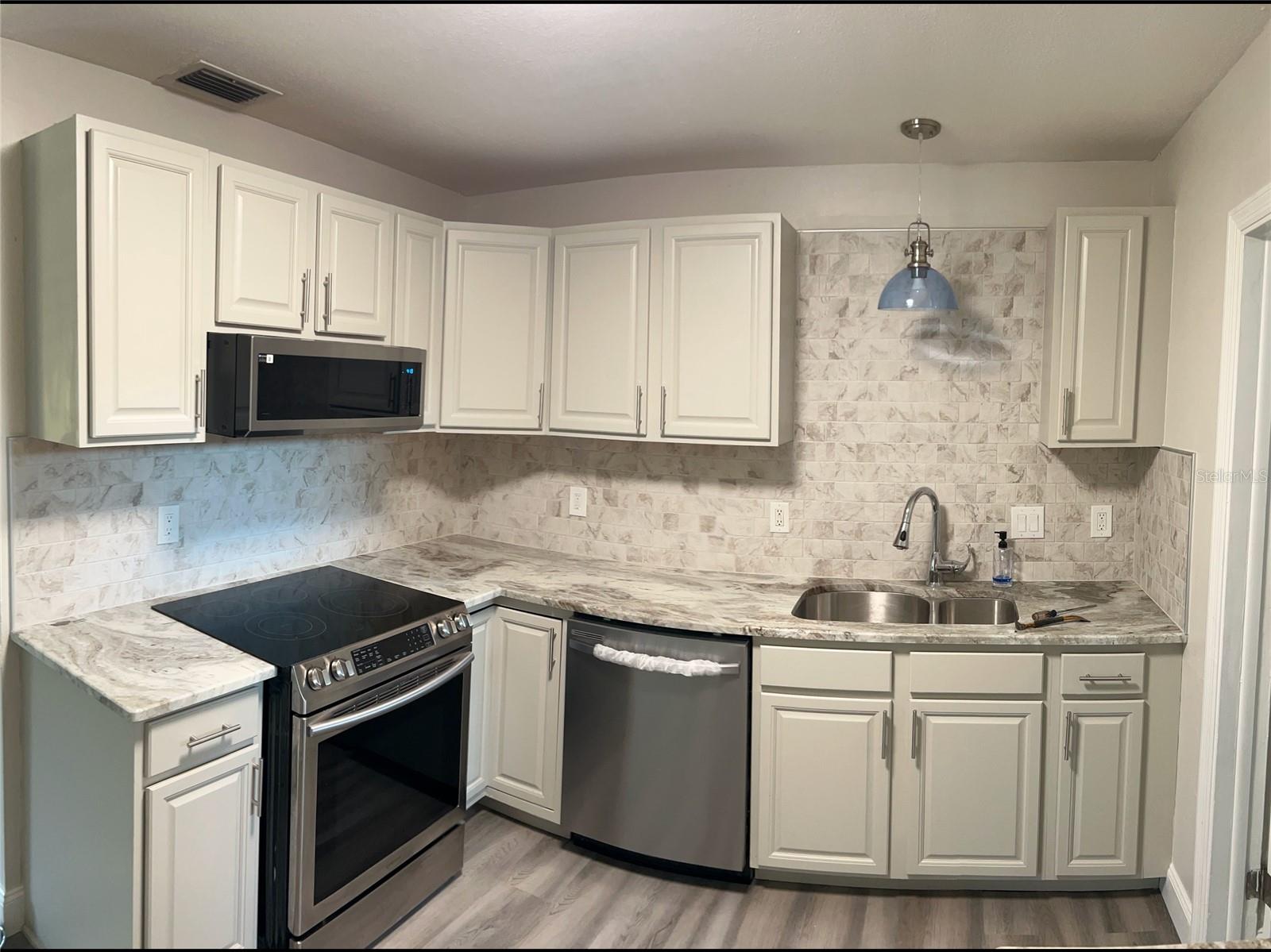 Image 7 of 13 For 6778 79th Avenue N