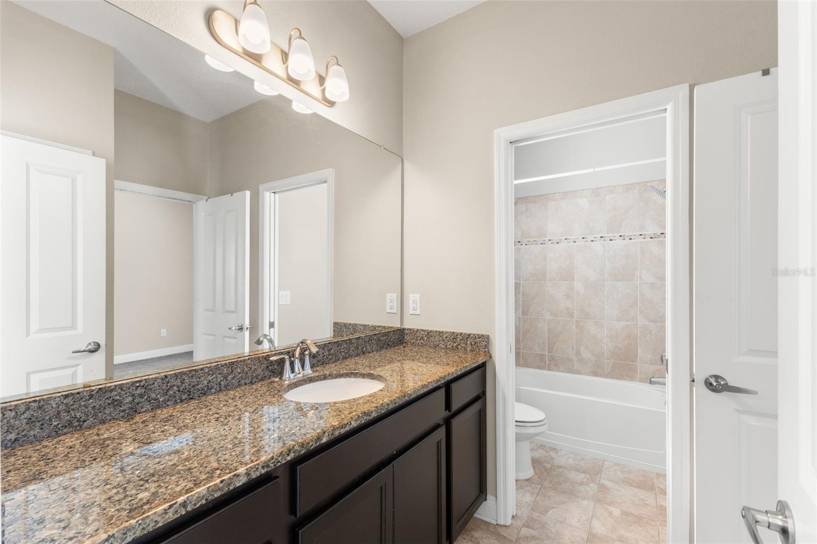 Image 24 of 50 For 311 Vista Cruiser Lane