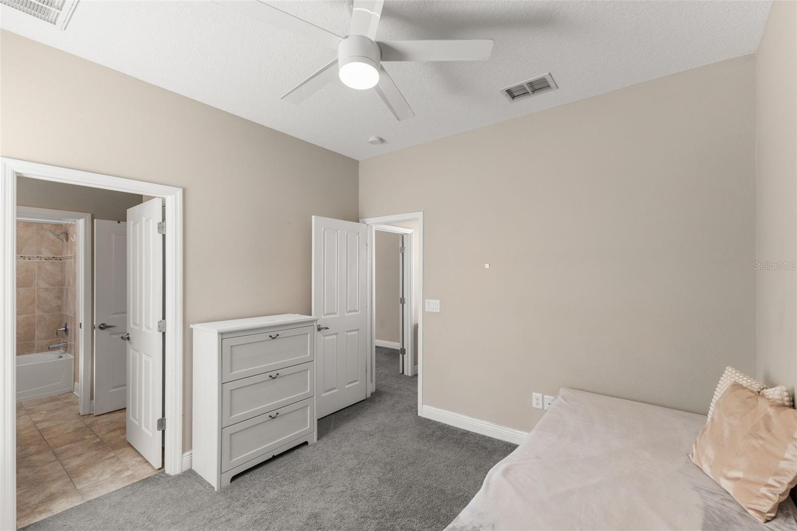 Image 26 of 50 For 311 Vista Cruiser Lane