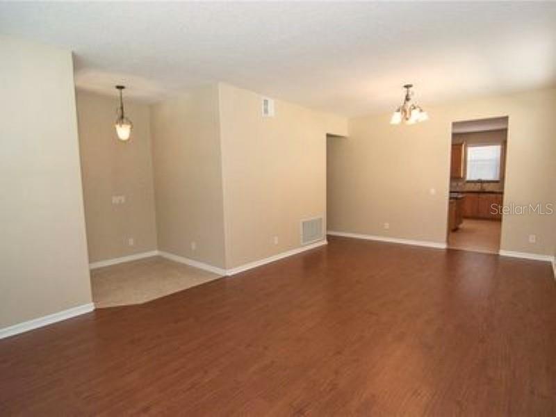 Image 12 of 49 For 14608 Stonebriar Way