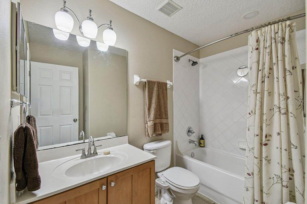 Image 28 of 49 For 14608 Stonebriar Way