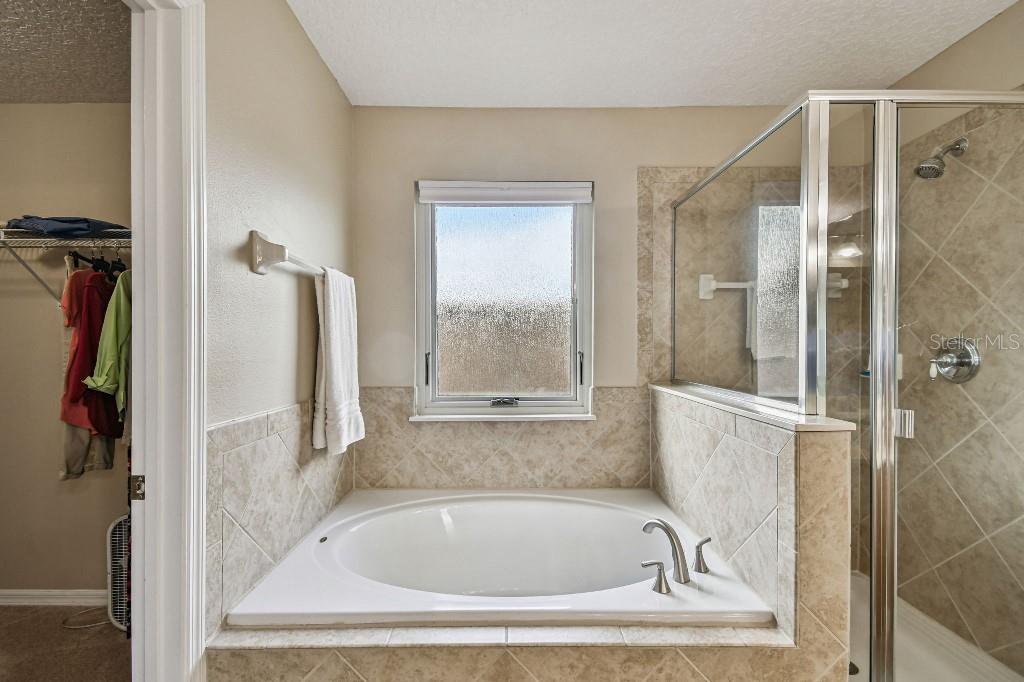 Image 37 of 49 For 14608 Stonebriar Way