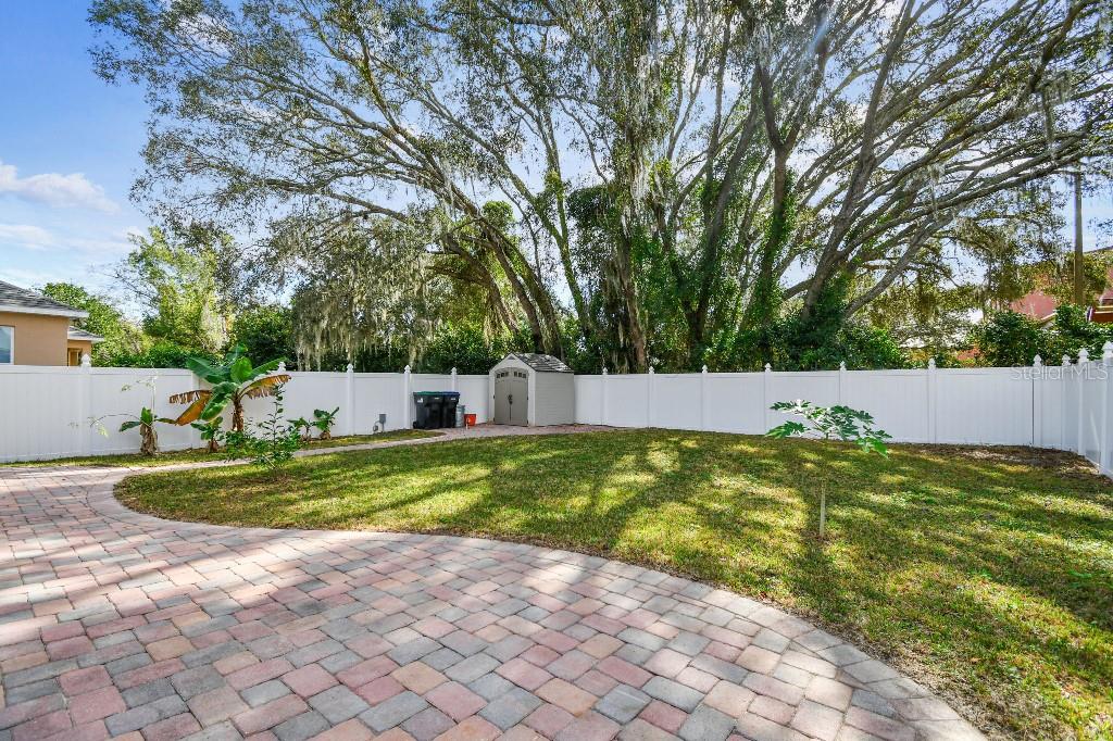 Image 43 of 49 For 14608 Stonebriar Way