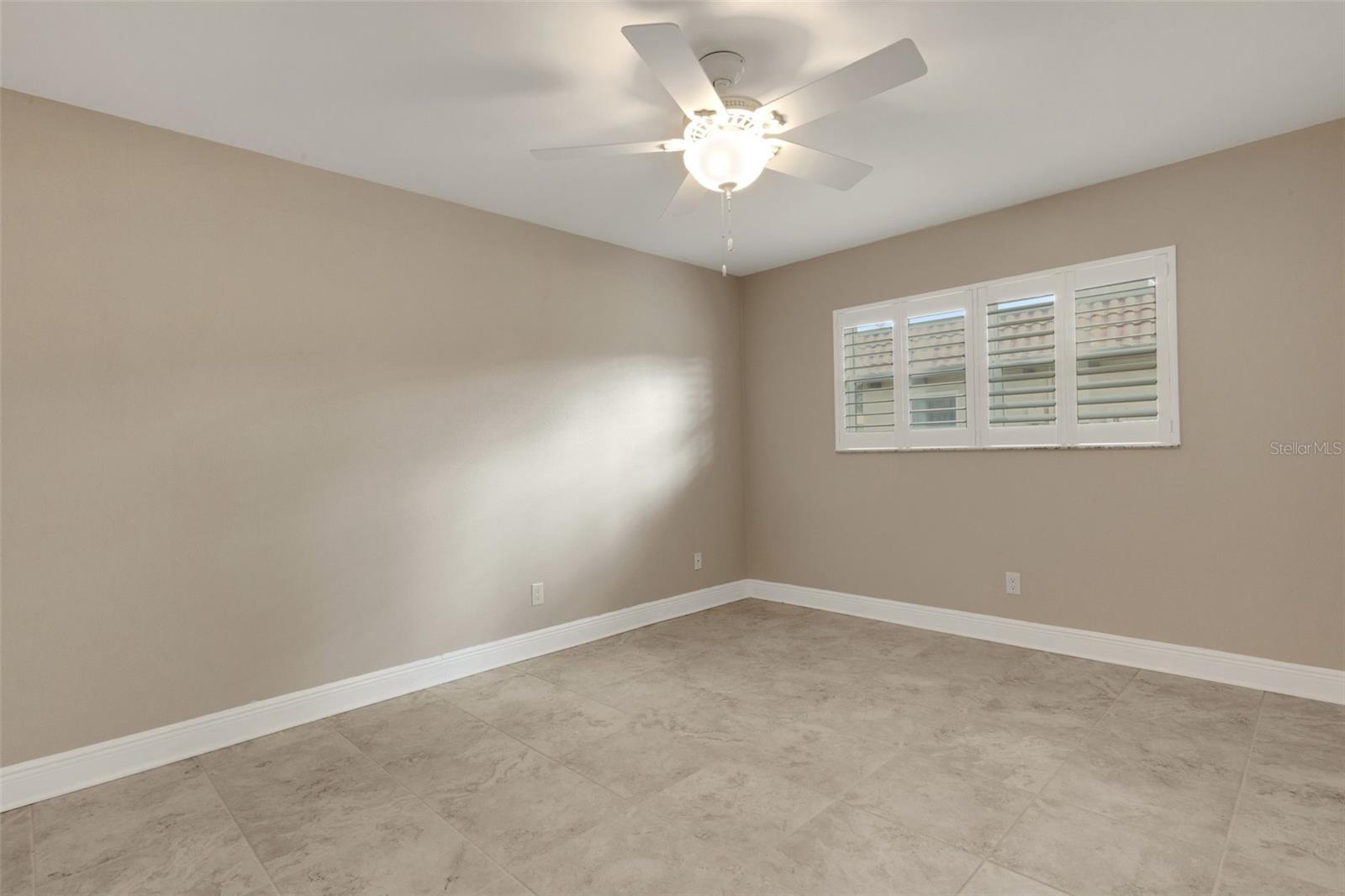 Image 27 of 48 For 1701 Pinehurst Road 22b