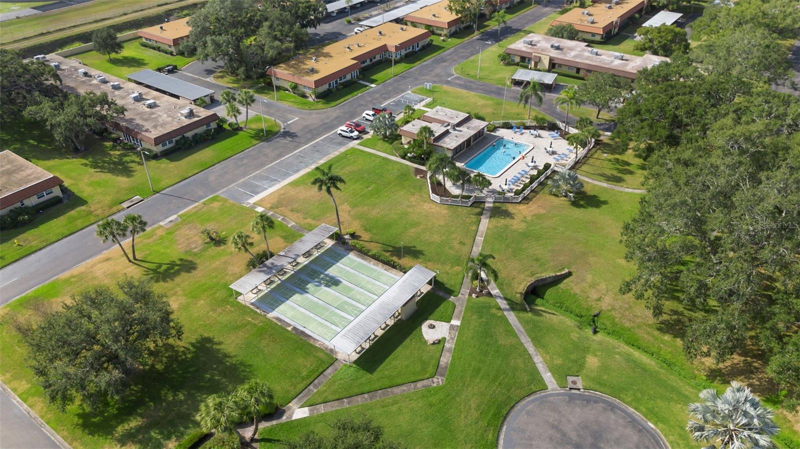 Image 37 of 48 For 1701 Pinehurst Road 22b