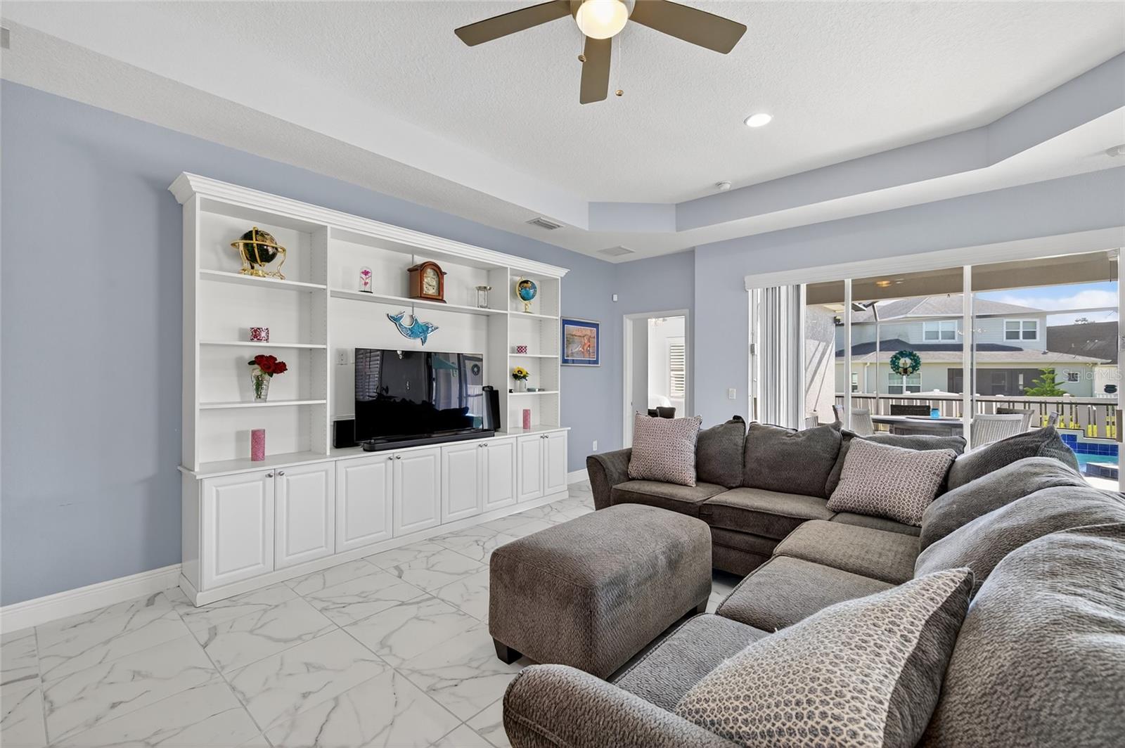 Image 15 of 88 For 10915 Blue Magnolia Lane