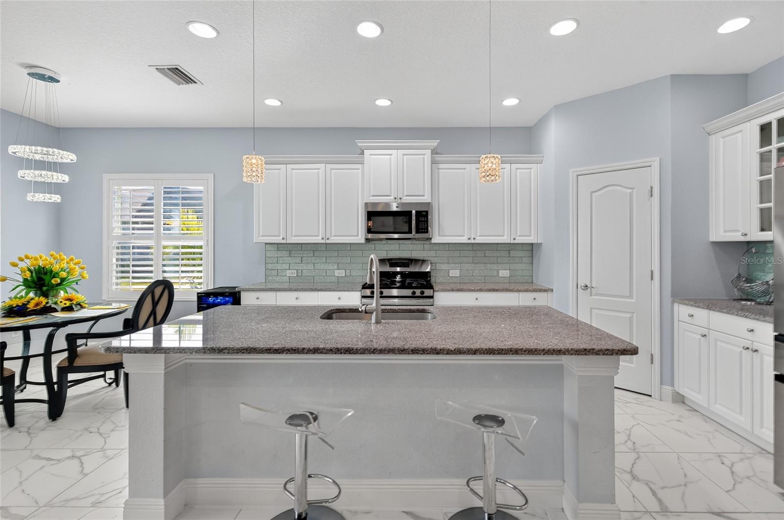 Image 26 of 88 For 10915 Blue Magnolia Lane