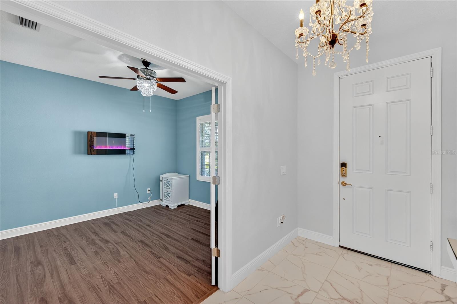 Image 51 of 88 For 10915 Blue Magnolia Lane