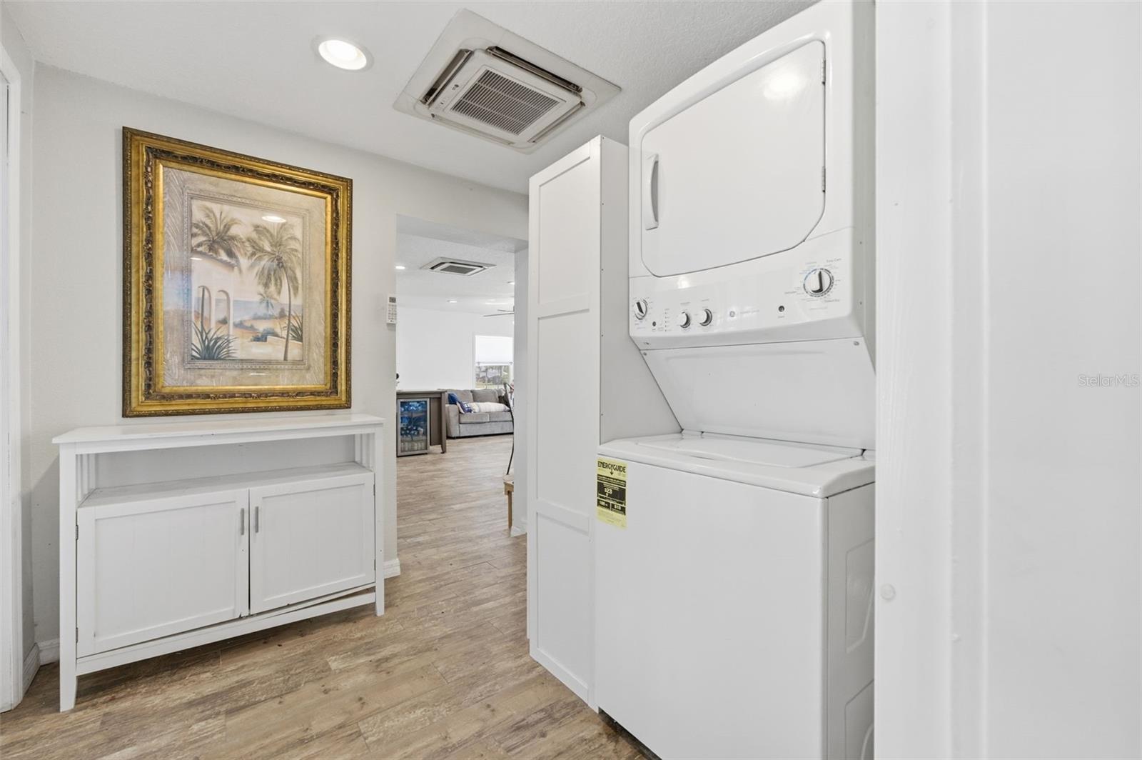 Image 11 of 44 For 206 Hunting Lodge Drive