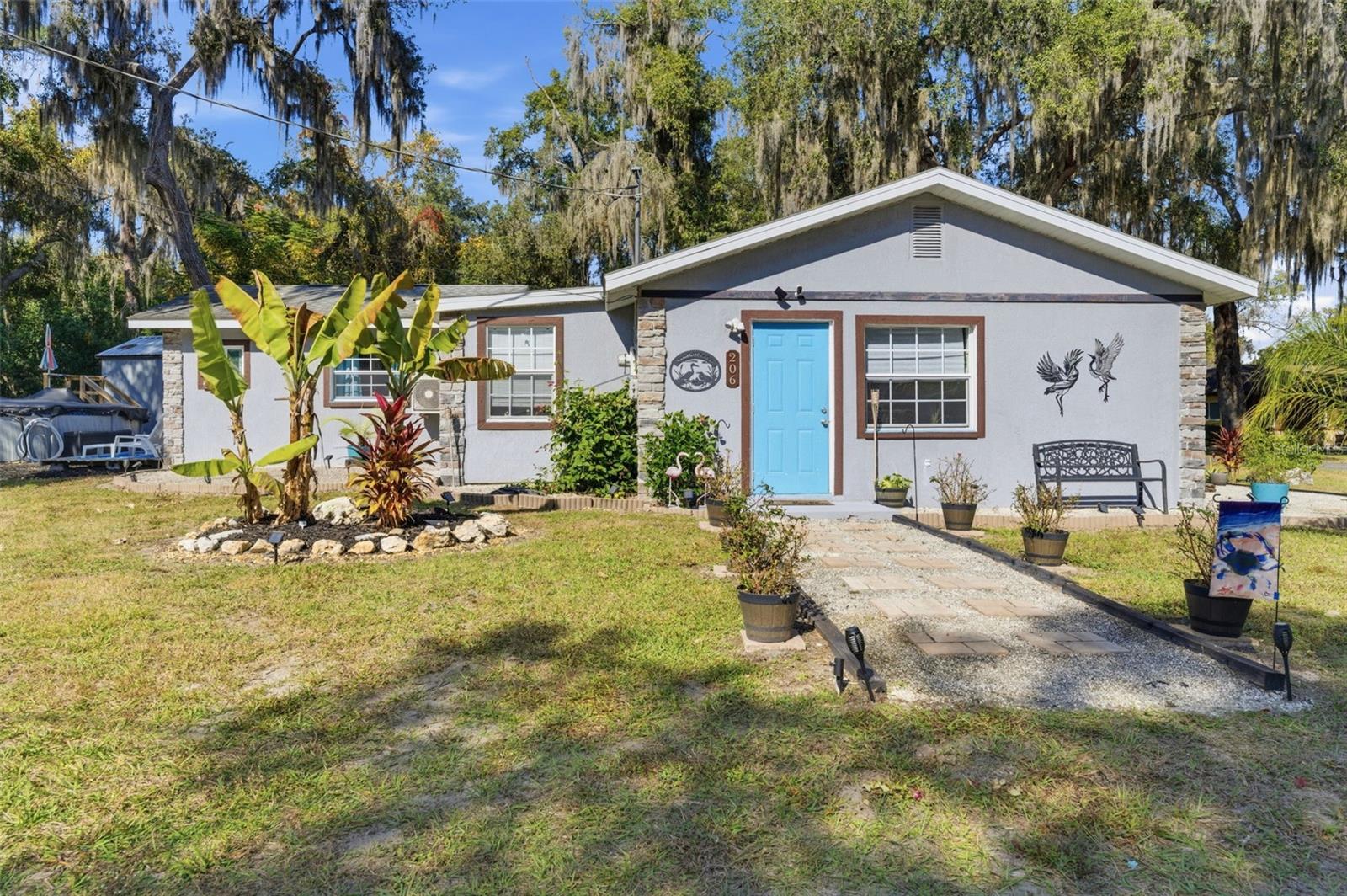 Image 13 of 44 For 206 Hunting Lodge Drive