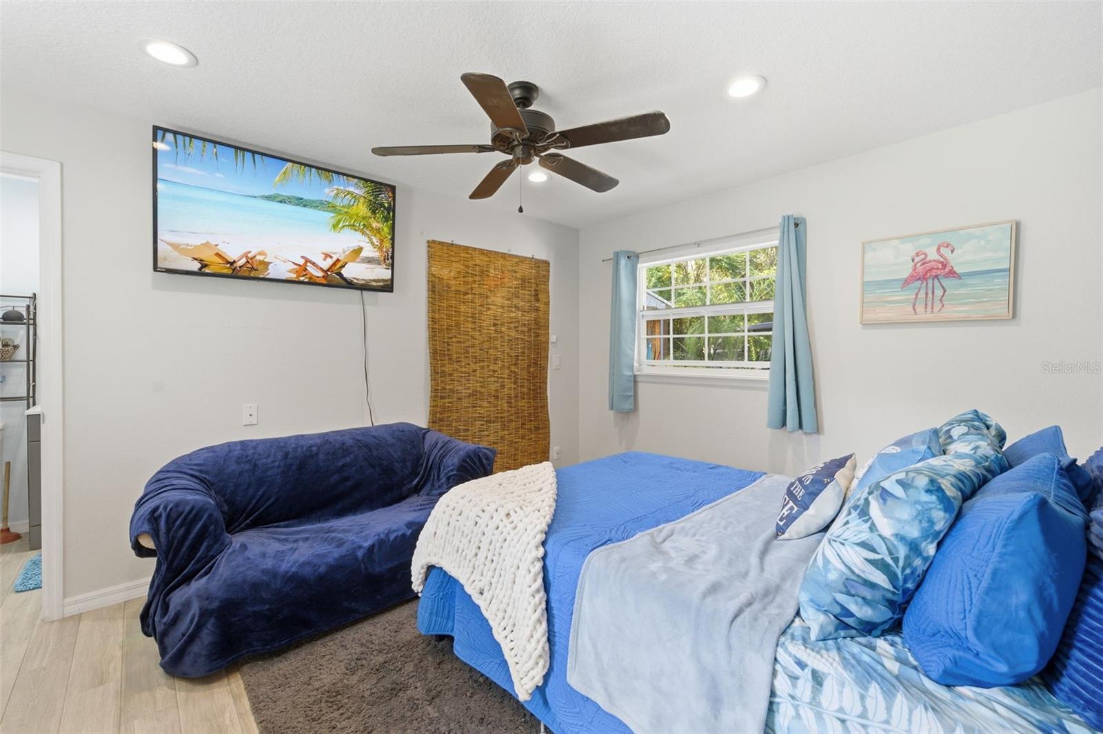 Image 5 of 44 For 206 Hunting Lodge Drive