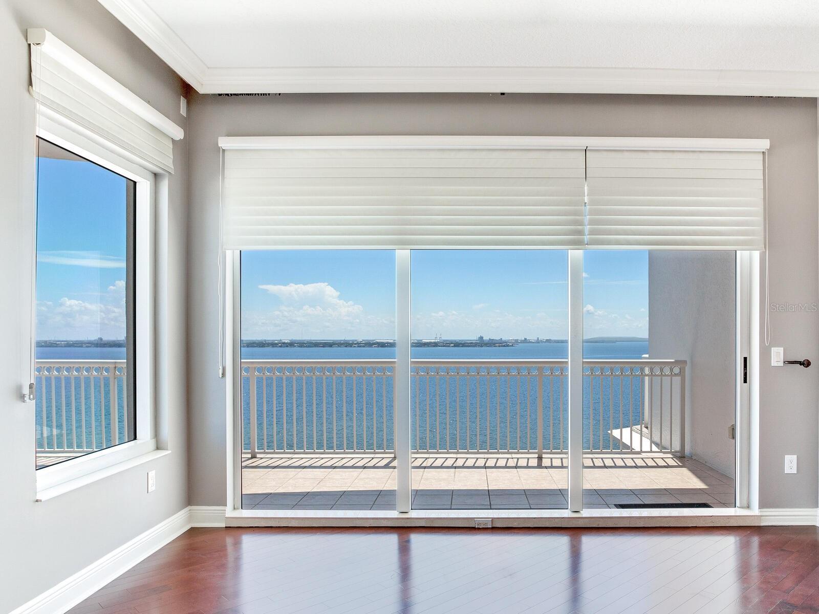 Image 21 of 68 For 3507 Bayshore Boulevard 1202