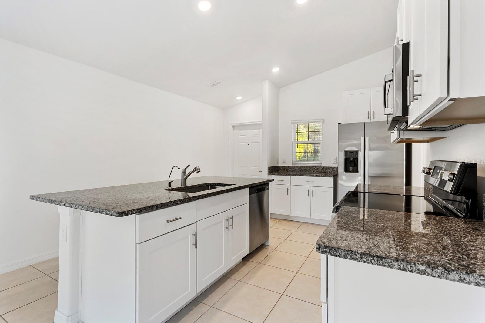 Image 8 of 24 For 2219 Teneroc Trail