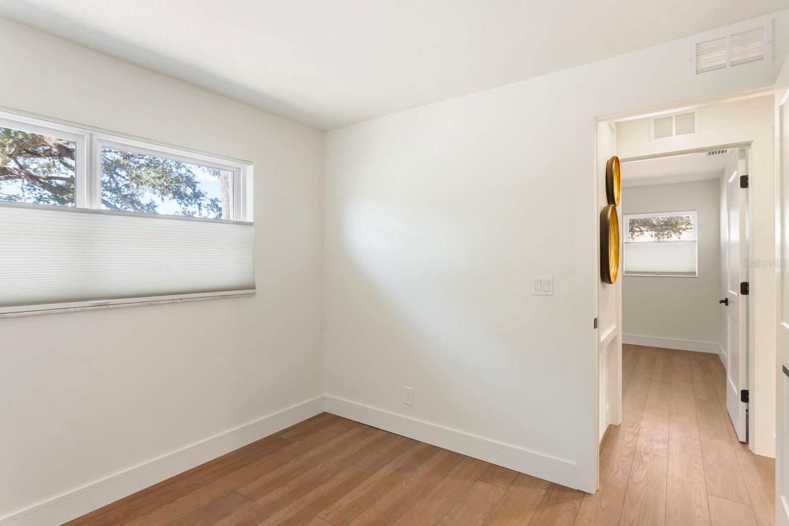 Image 21 of 35 For 3123 La Salle Street