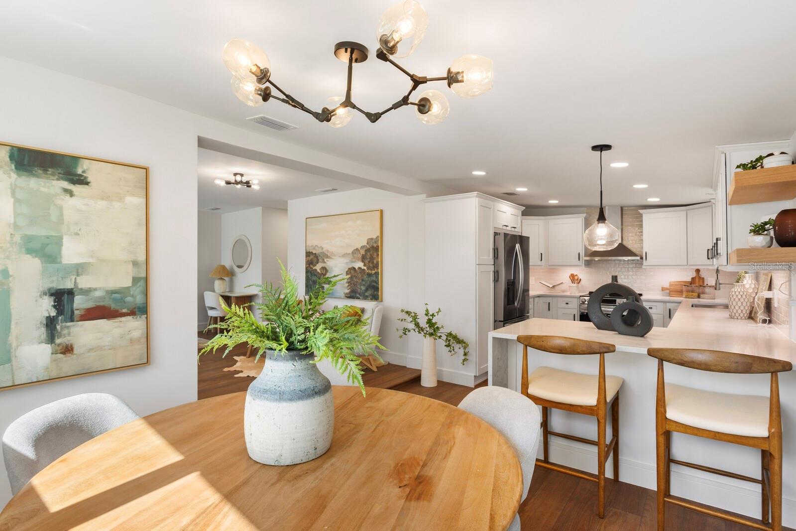 Image 8 of 35 For 3123 La Salle Street