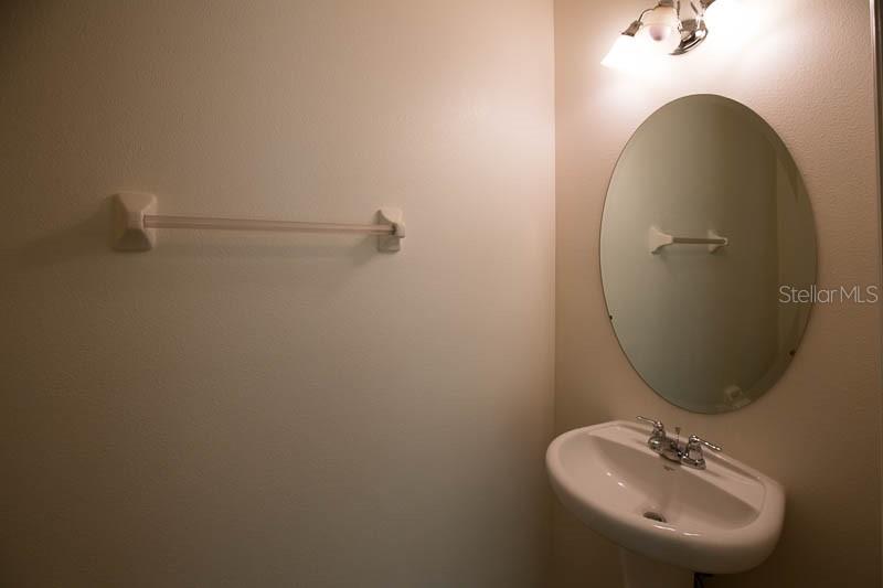 Image 9 of 34 For 15810 Fishhawk View Drive