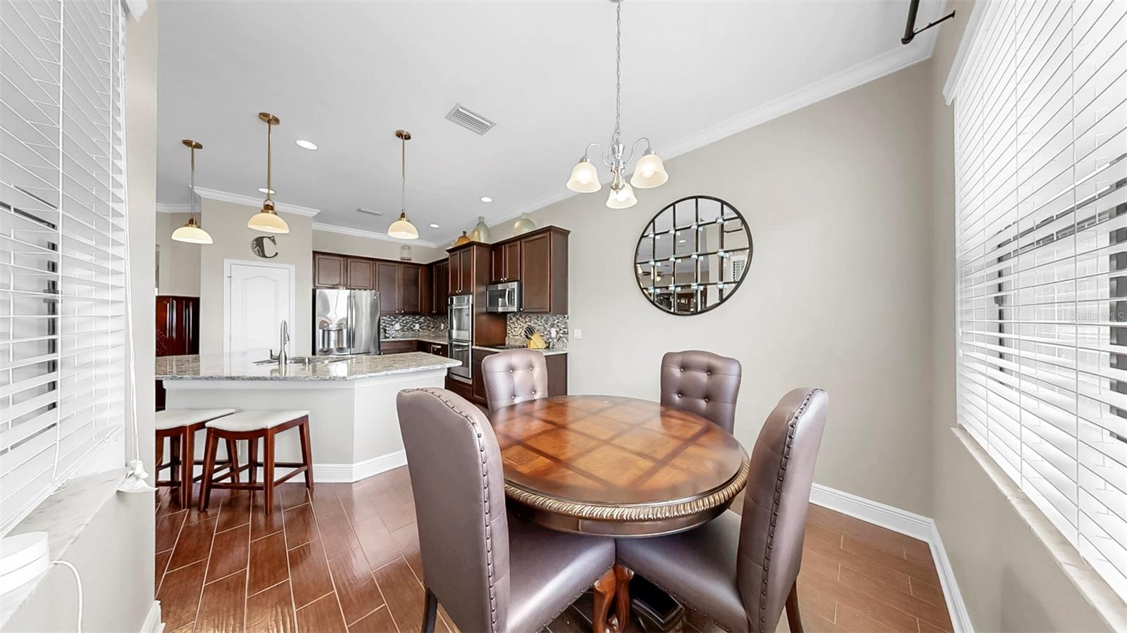 Image 10 of 50 For 5324 Moon Shell Drive