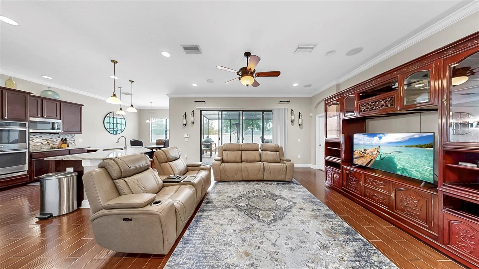 Image 14 of 50 For 5324 Moon Shell Drive