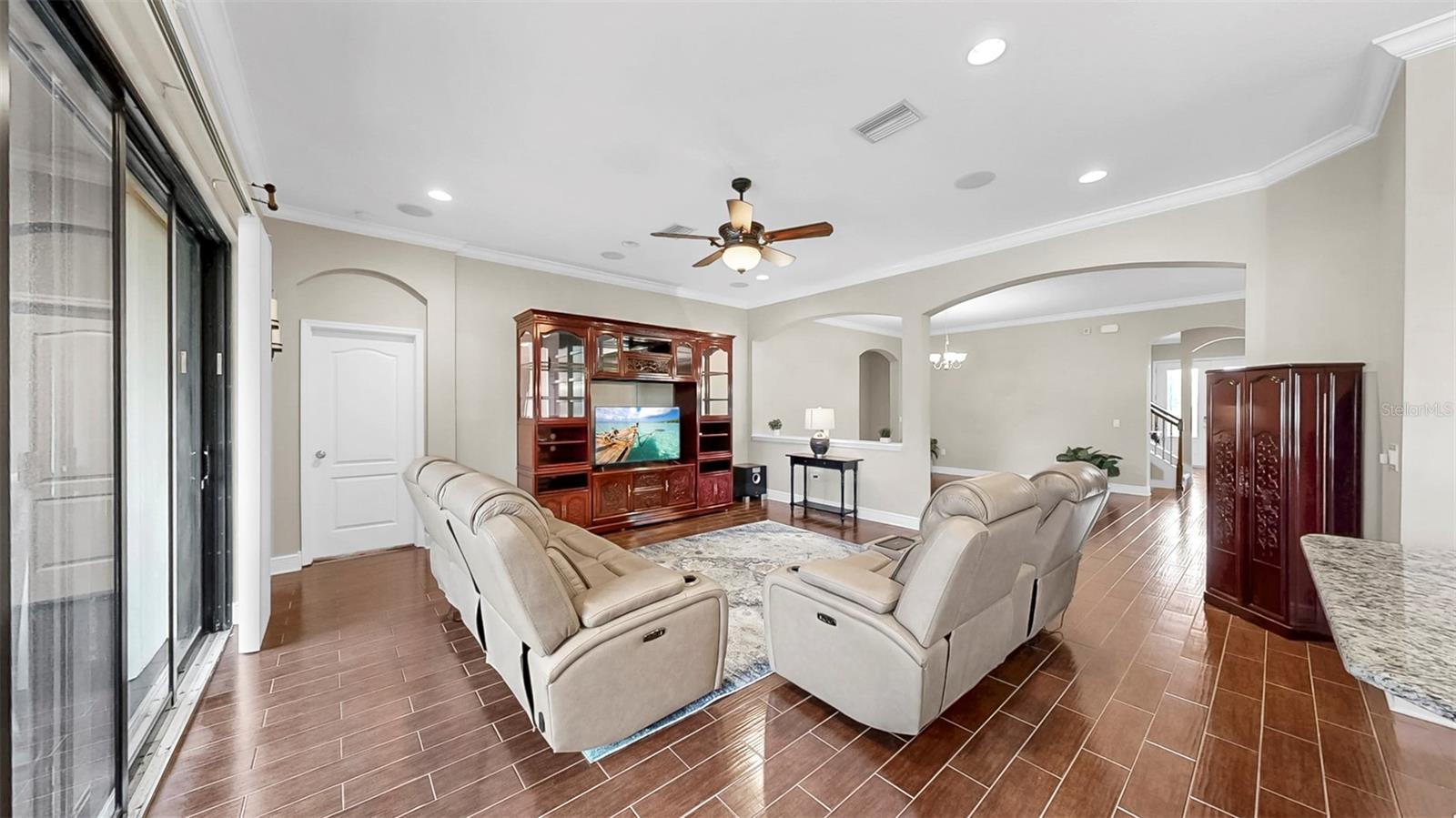 Image 18 of 50 For 5324 Moon Shell Drive