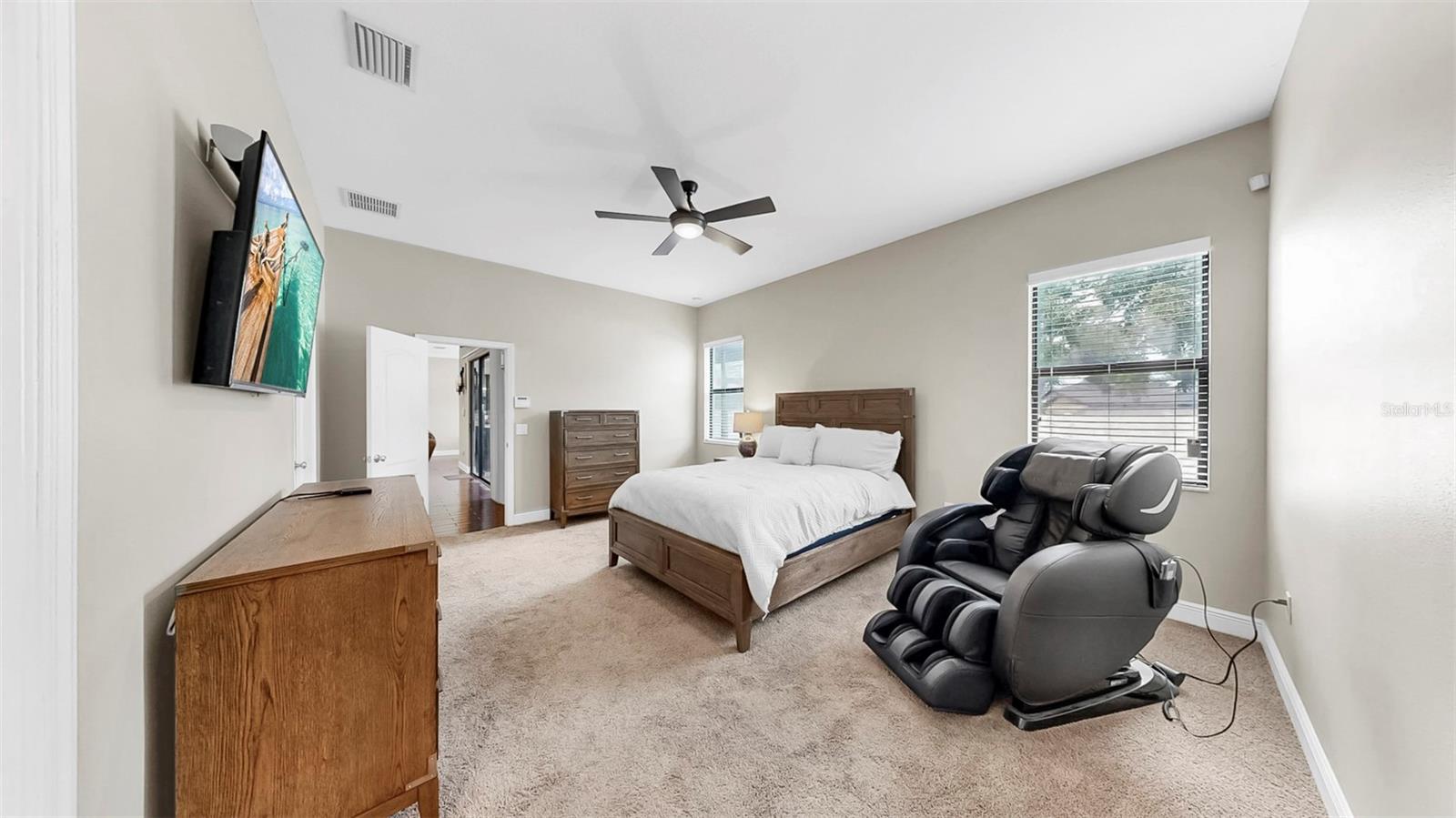 Image 24 of 50 For 5324 Moon Shell Drive