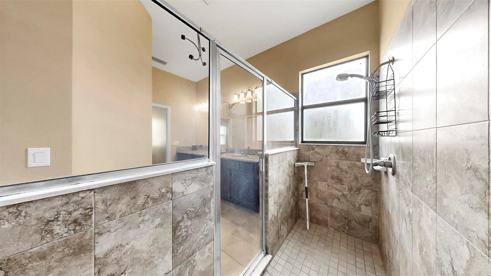 Image 25 of 50 For 5324 Moon Shell Drive