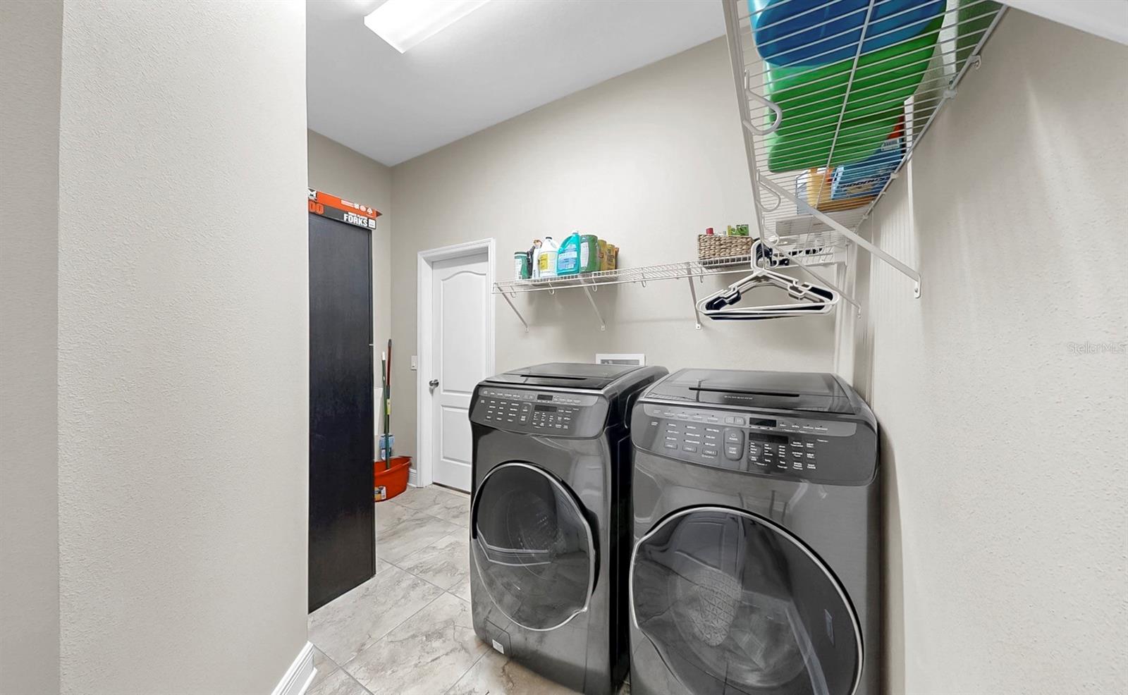 Image 36 of 50 For 5324 Moon Shell Drive