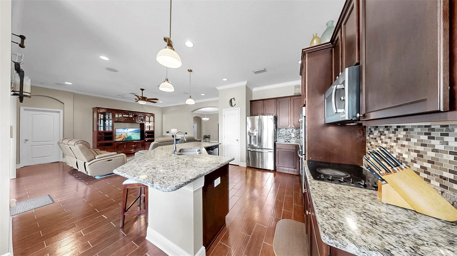 Image 6 of 50 For 5324 Moon Shell Drive