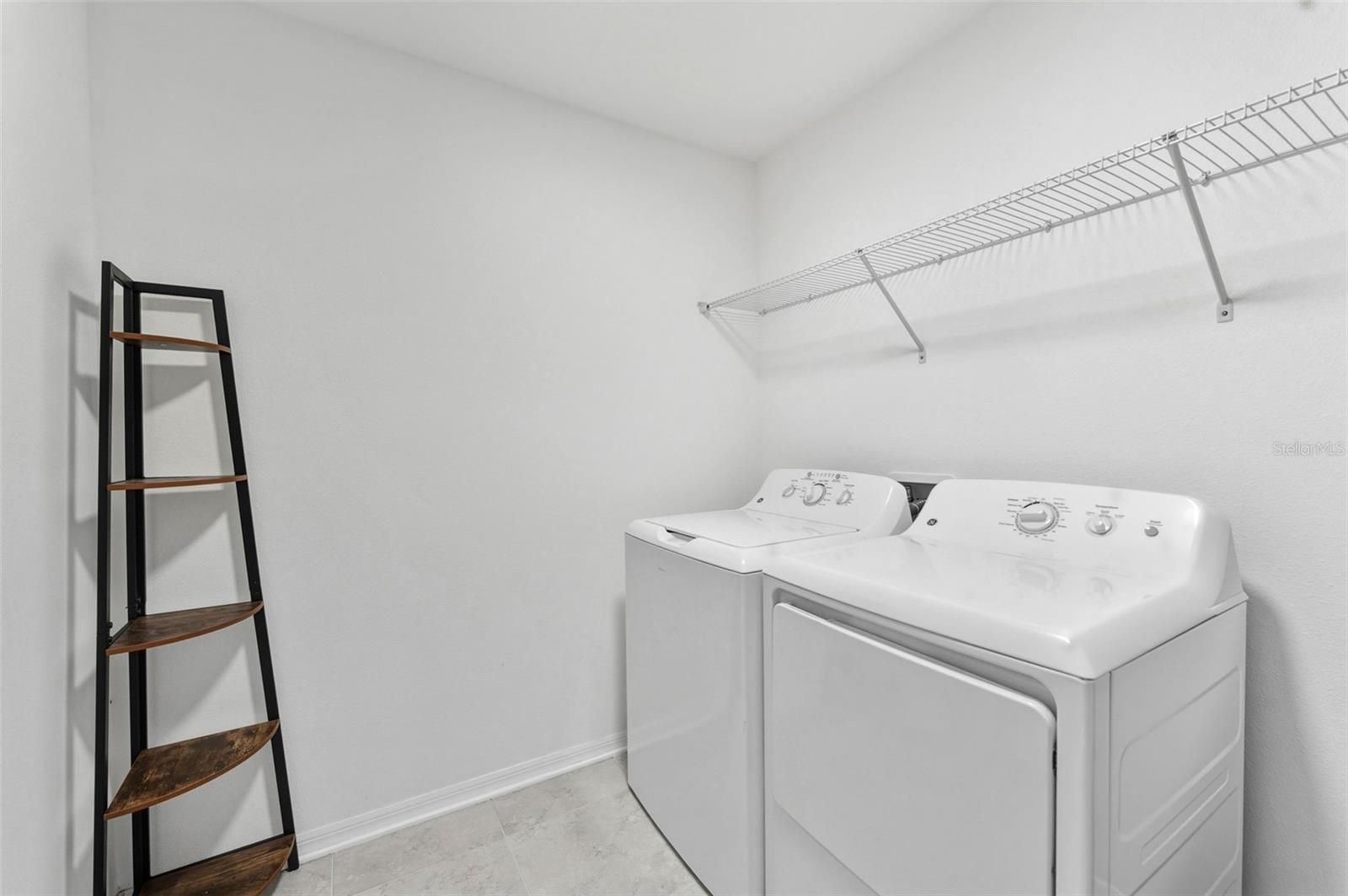 Image 20 of 31 For 2876 Misty Marble Drive