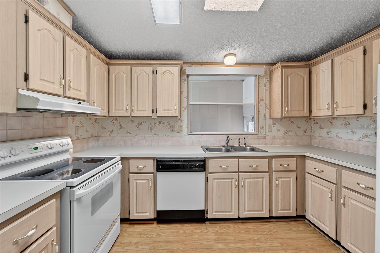 Image 14 of 91 For 1001 Starkey Road, Lot#355