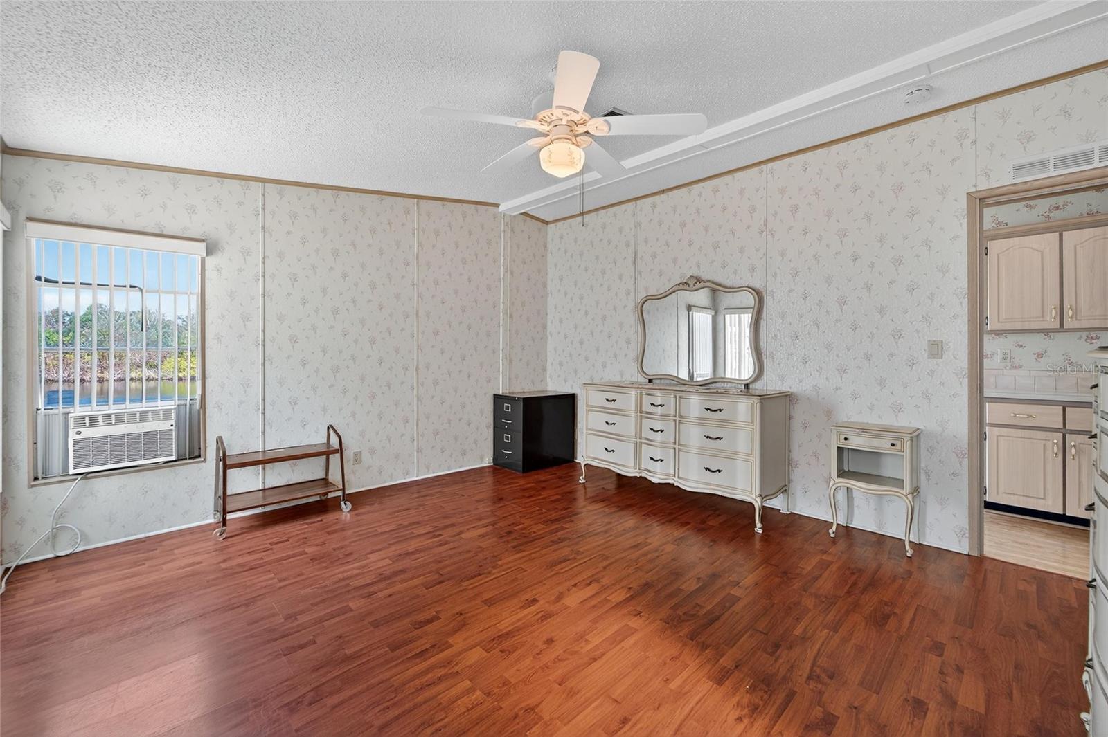 Image 27 of 91 For 1001 Starkey Road, Lot#355