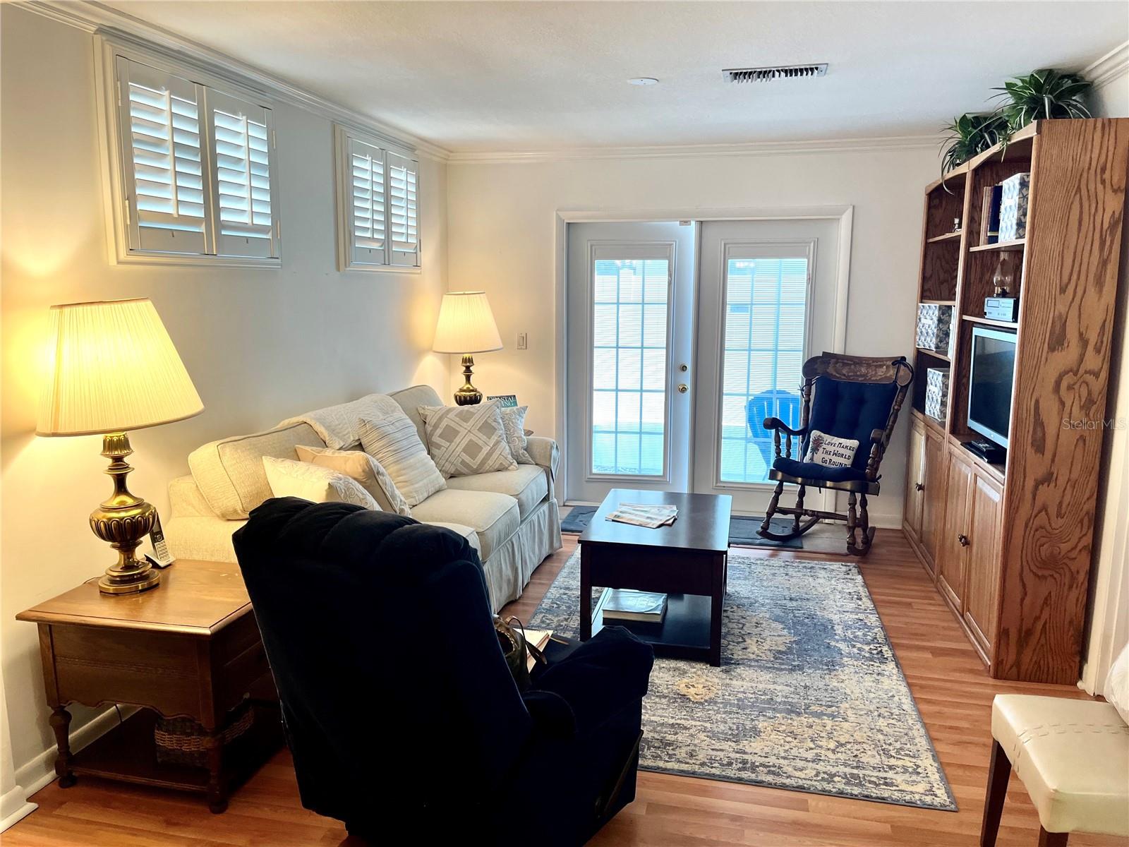 Image 19 of 51 For 7598 14th Street N