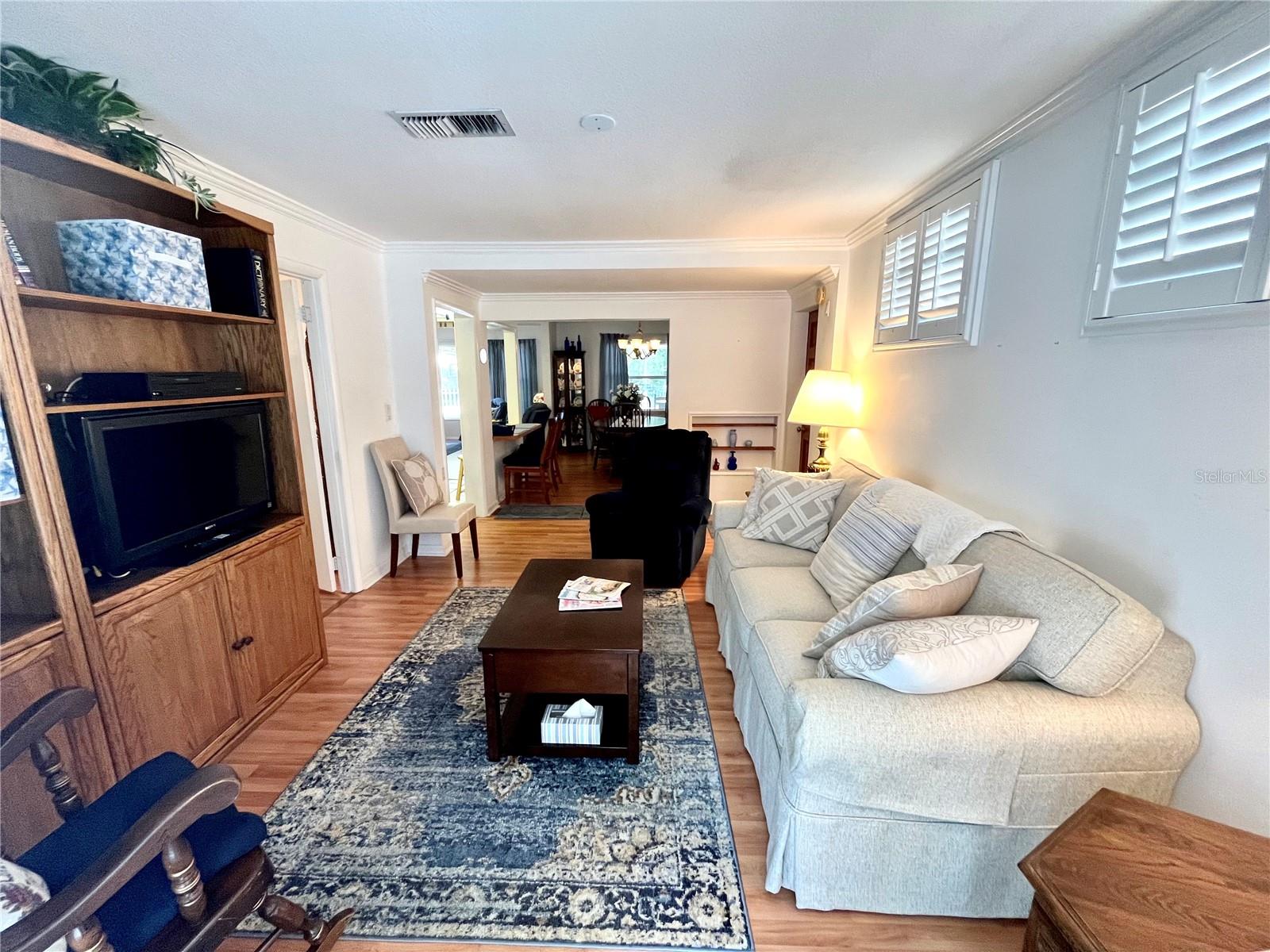 Image 23 of 51 For 7598 14th Street N