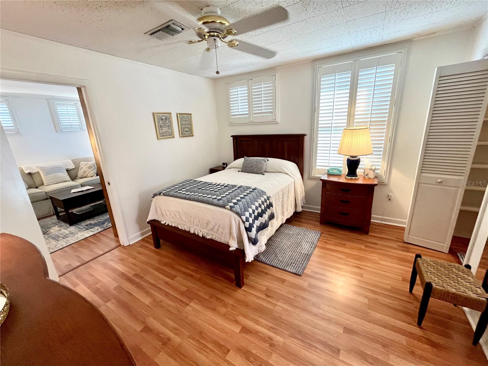 Image 27 of 51 For 7598 14th Street N