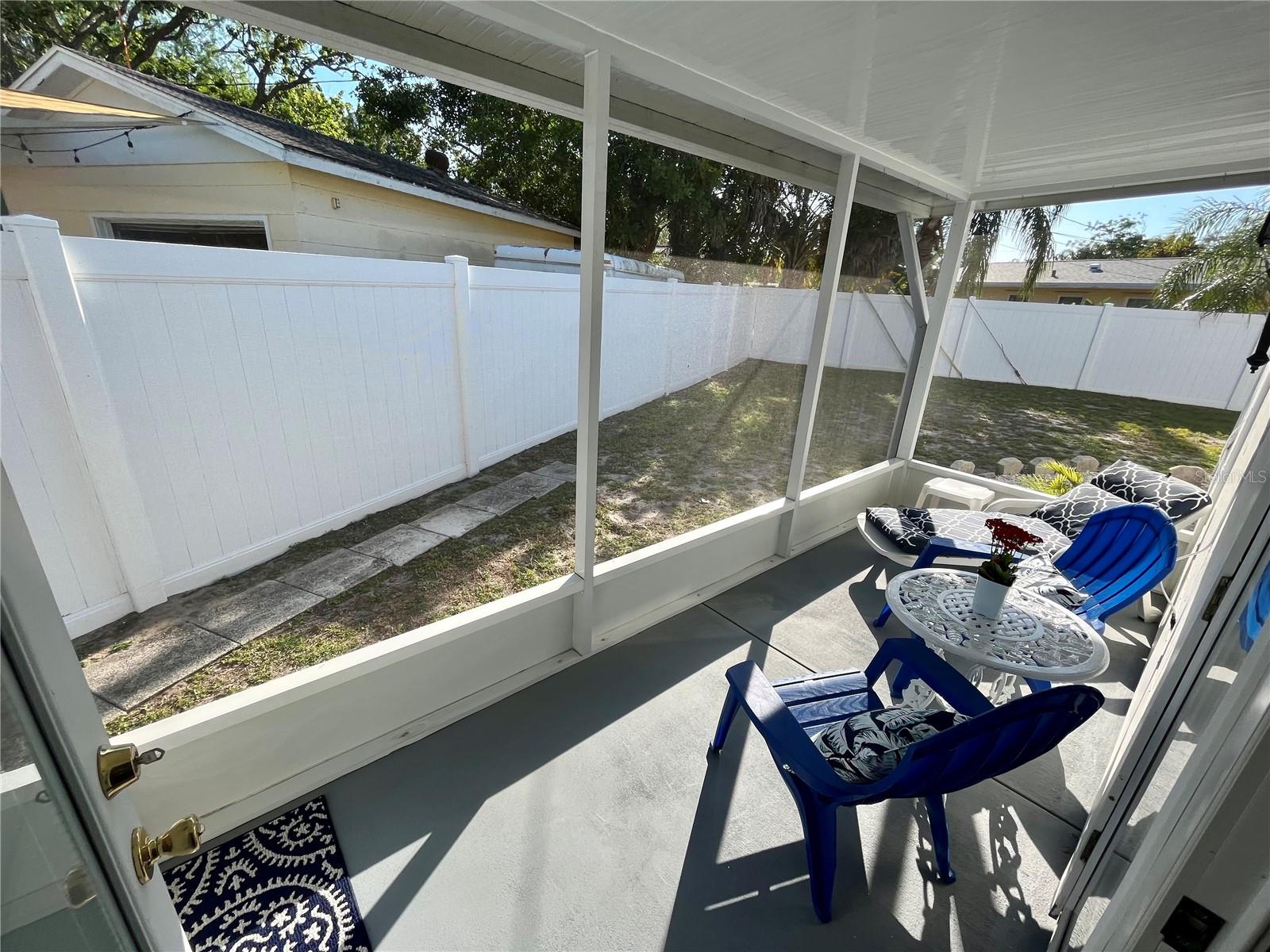 Image 33 of 51 For 7598 14th Street N