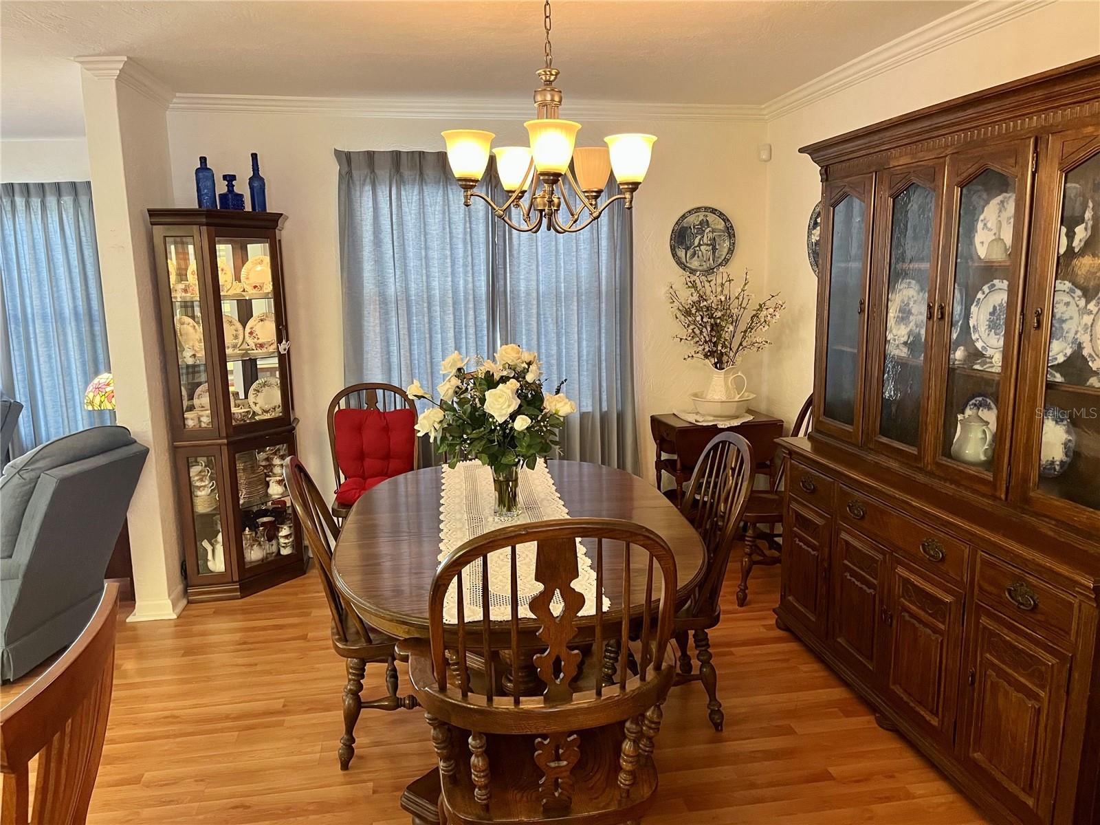 Image 9 of 51 For 7598 14th Street N