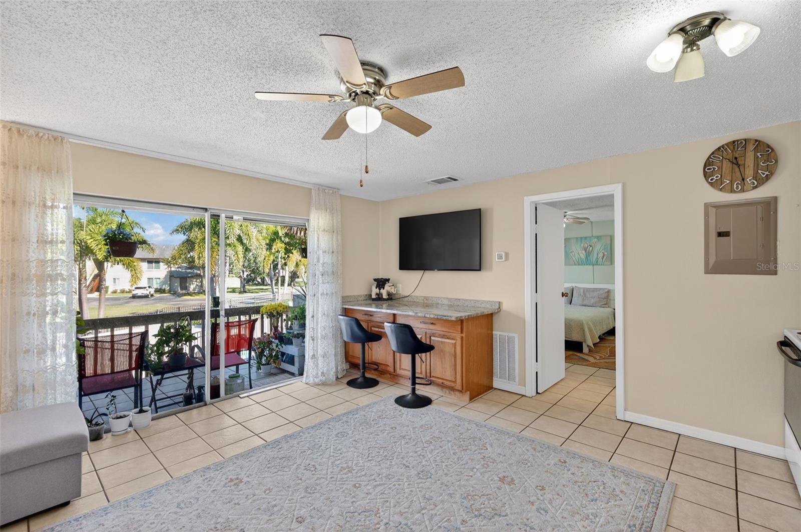 Image 10 of 40 For 4215 Bay Drive 1802f