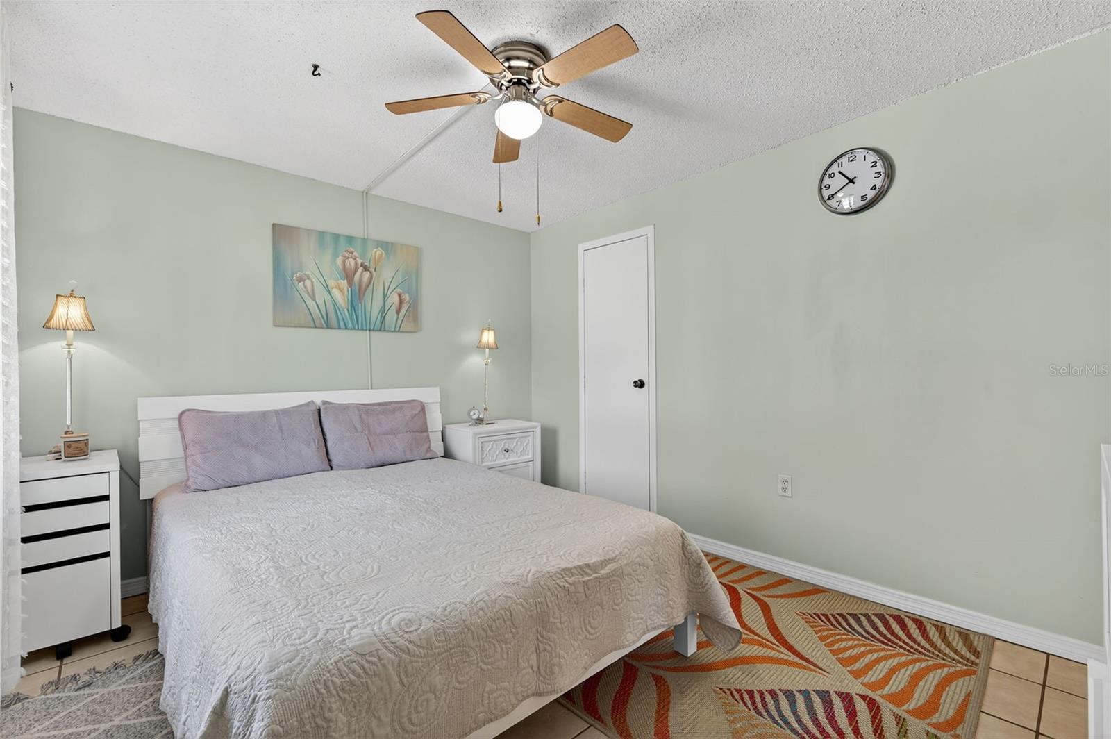 Image 20 of 40 For 4215 Bay Drive 1802f